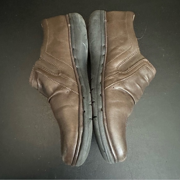 Clarks Unstructured Slip On Loafers Shoes Women’s 9M Brown Leather Casual Shoes - Picture 7 of 10